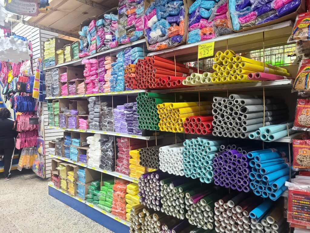 pliegos de papel china y otros disponibles en Papeleria La Victoria Orizaba Centro